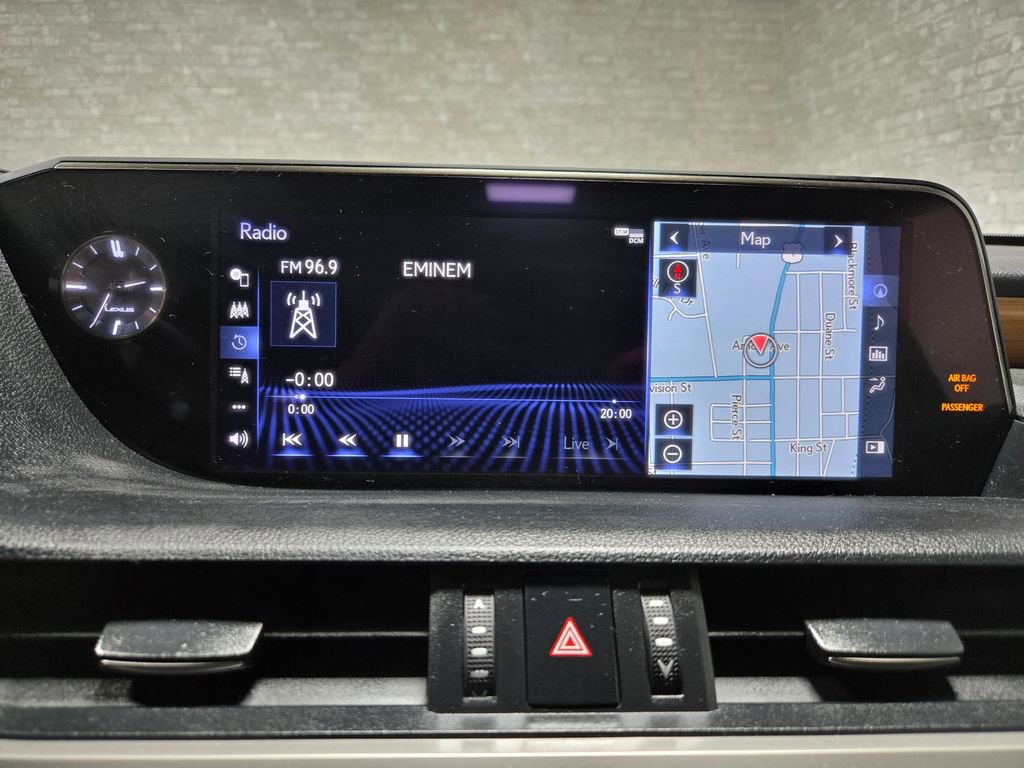 Used 2019 Lexus ES 350 Luxury w/ Accessory Package 2 image 22