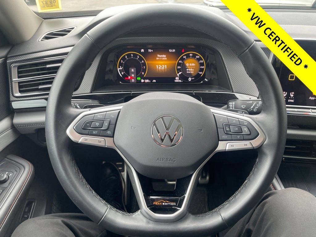 Certified 2025 Volkswagen Atlas Peak Edition SE AWD/4WD image 28