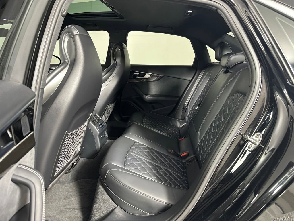 Used 2024 Audi S4 Premium Plus w/ Premium Plus Package image 24