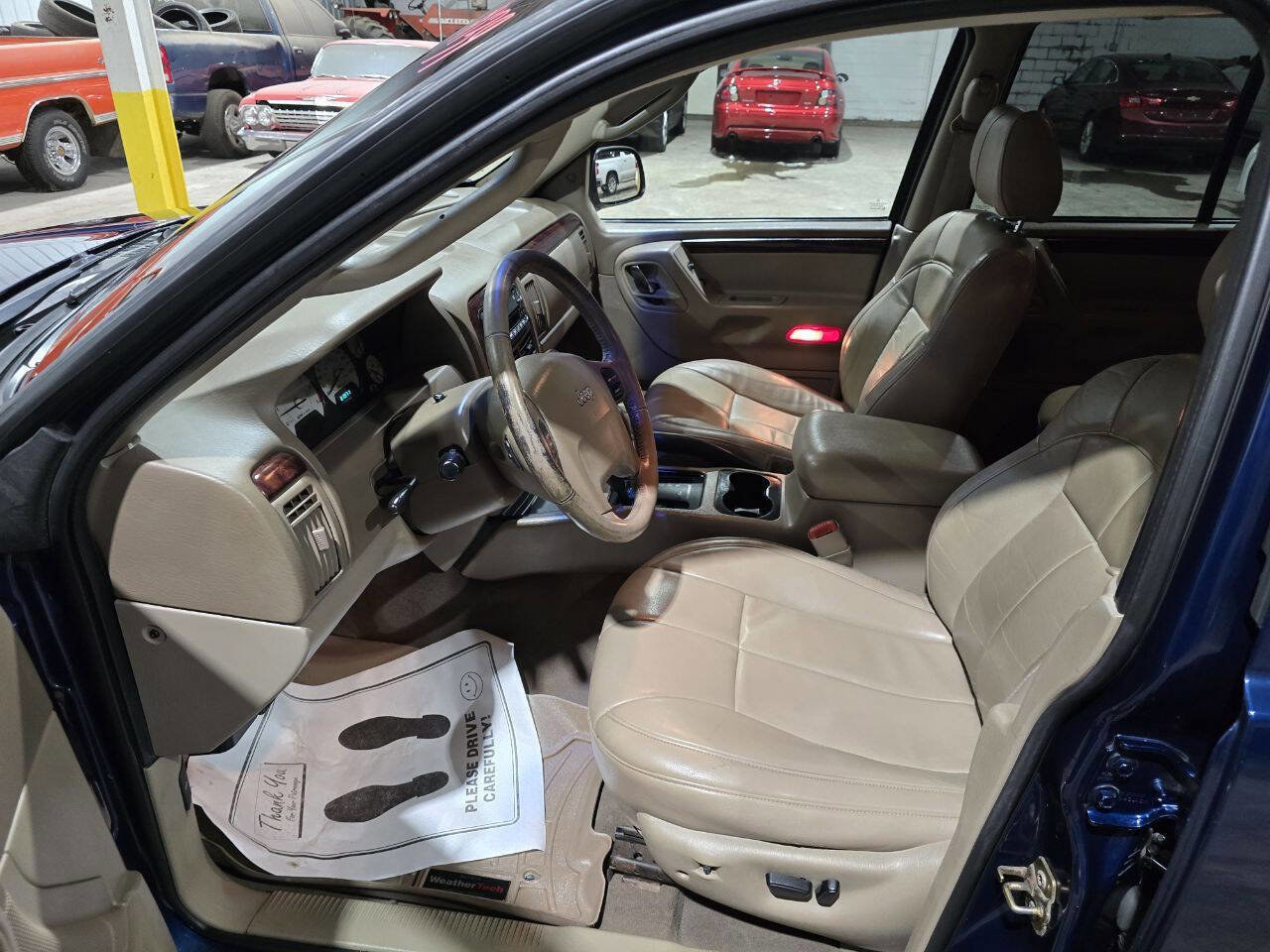 Used 2002 Jeep Grand Cherokee Limited image 28