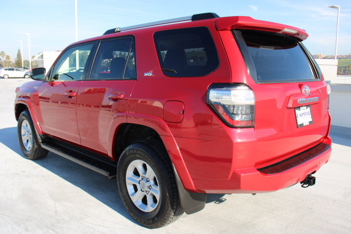 Certified 2024 Toyota 4Runner SR5 Premium image 6