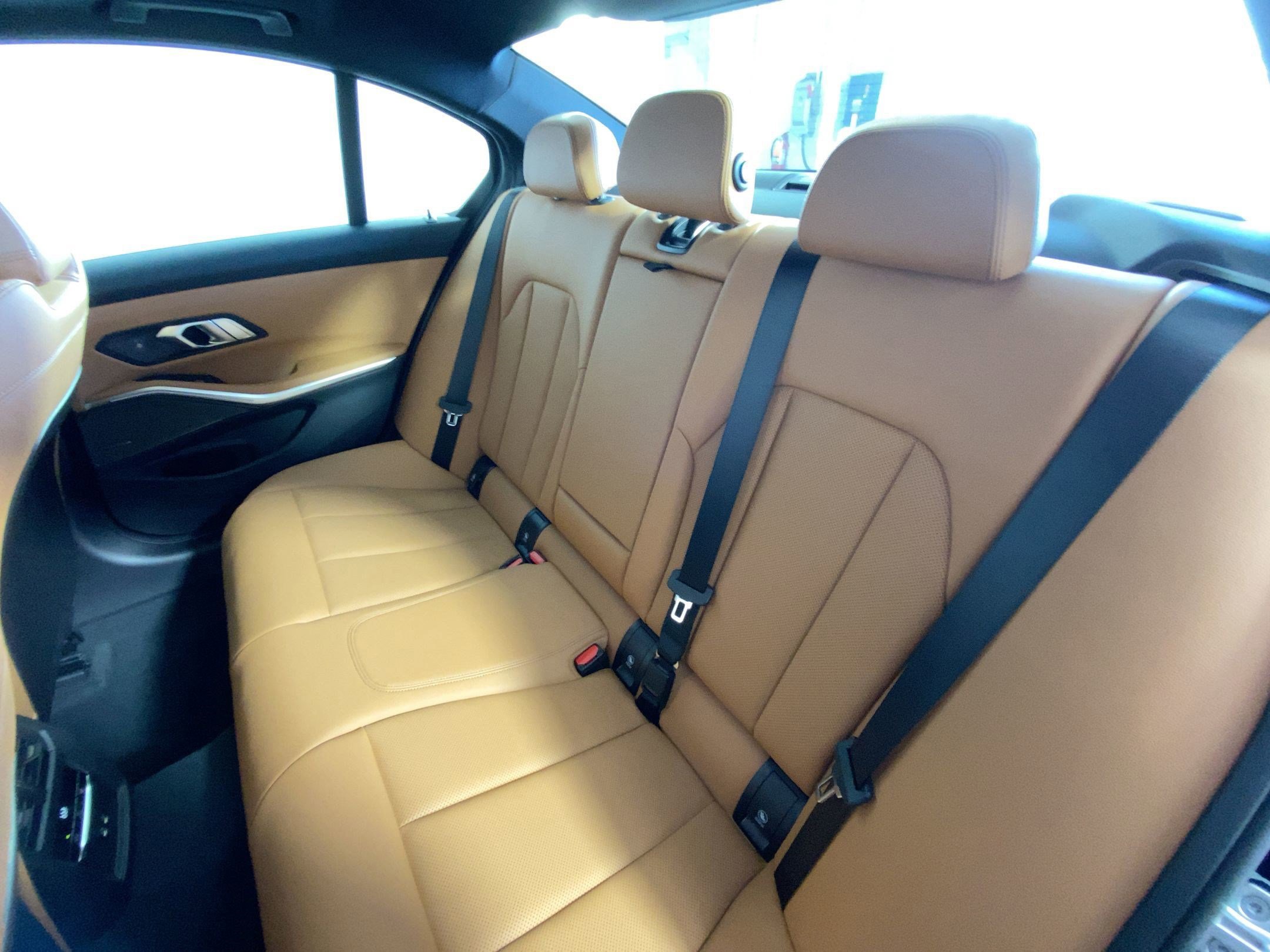 Used 2026 BMW 330i xDrive Sedan w/ Premium Package image 28