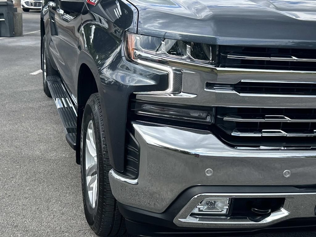 Used 2021 Chevrolet Silverado 1500 LTZ w/ Technology Package AWD/4WD image 13