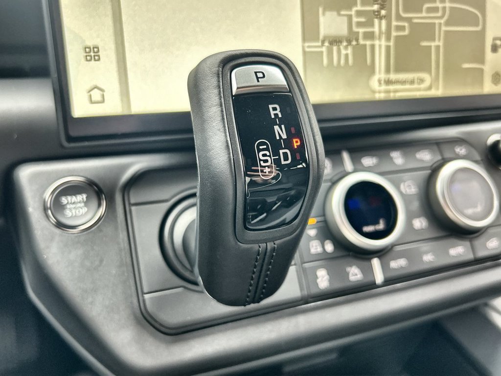New 2026 Land Rover Defender 110 X-Dynamic SE AWD/4WD image 27