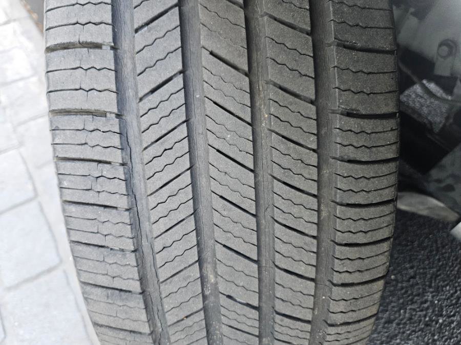 Used 2010 Cadillac DTS image 38