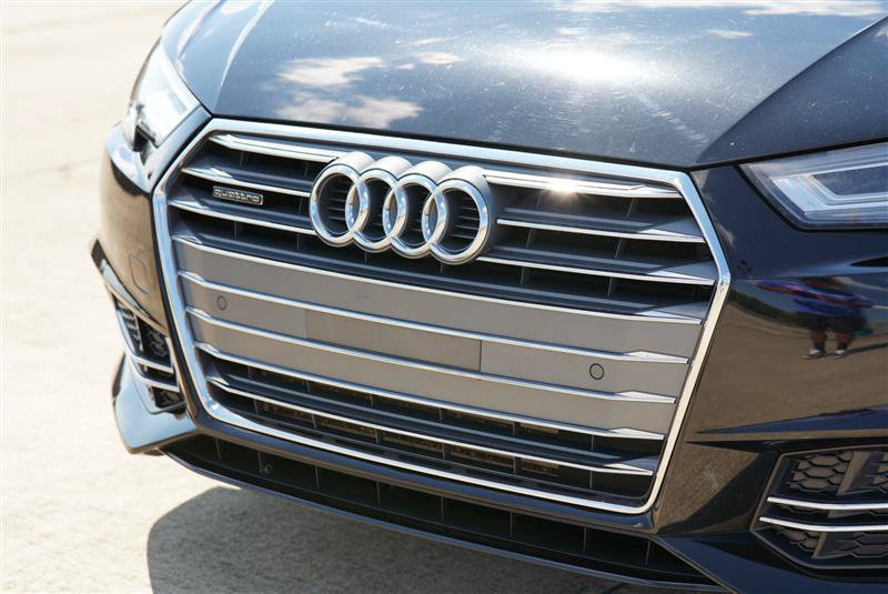 Used 2017 Audi A4 2.0T Premium Plus w/ Premium Plus Package AWD/4WD image 27