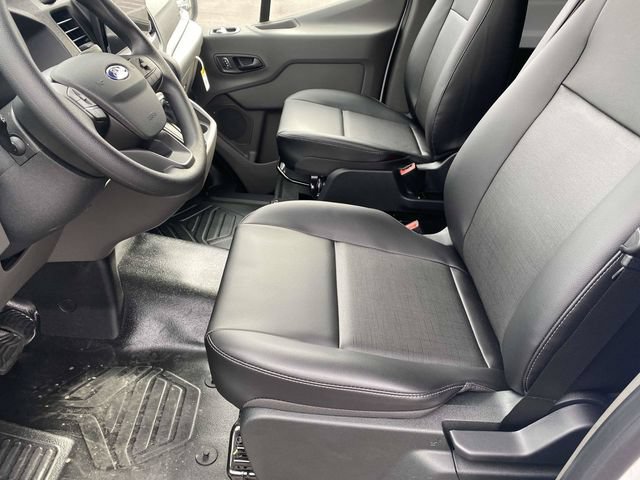 New 2026 Ford Transit 250 148 Medium Roof w/ Load Area Protection Package RWD image 12
