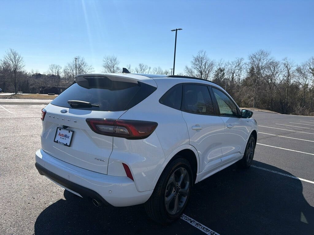 Used 2024 Ford Escape ST-Line w/ Tech Pack #1 image 4
