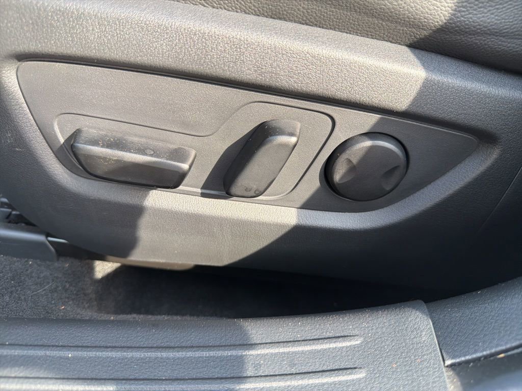 Used 2025 MAZDA CX-50 AWD 2.5 Turbo w/ Weather Package image 21