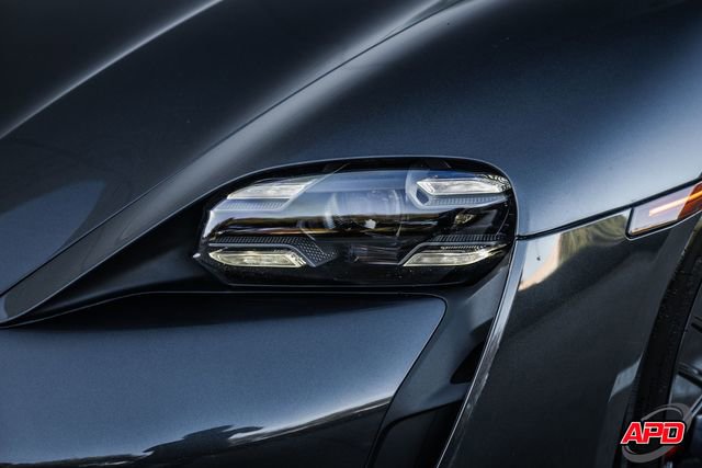 Used 2021 Porsche Taycan 4S w/ Premium Package image 47