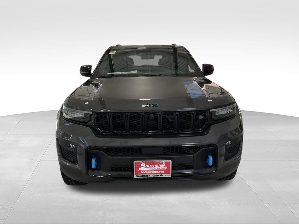 New 2024 Jeep Grand Cherokee Trailhawk w/ Advanced Protech Group II AWD/4WD image 13