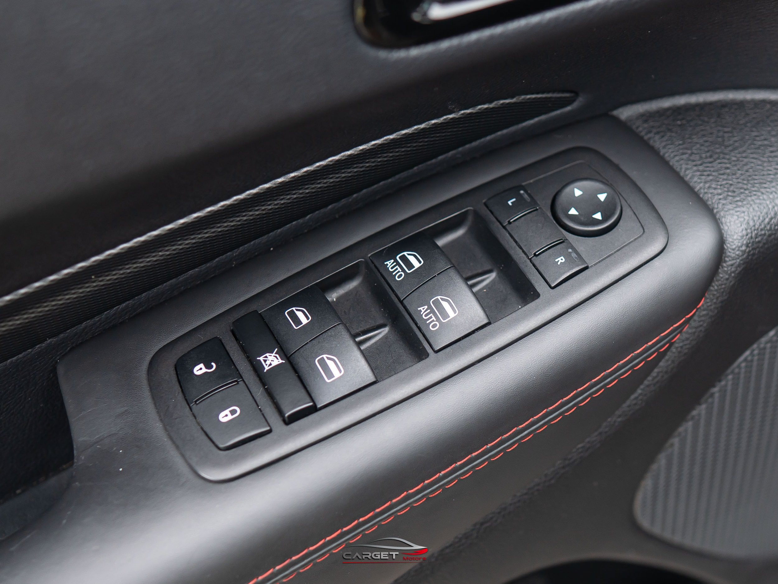 Used 2023 Dodge Durango R/T w/ Tow 'N Go Package AWD/4WD image 41