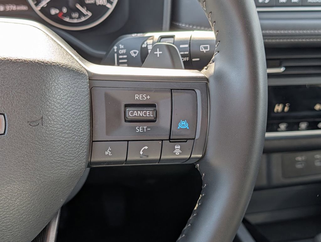 Used 2025 Nissan Rogue SV AWD/4WD image 35