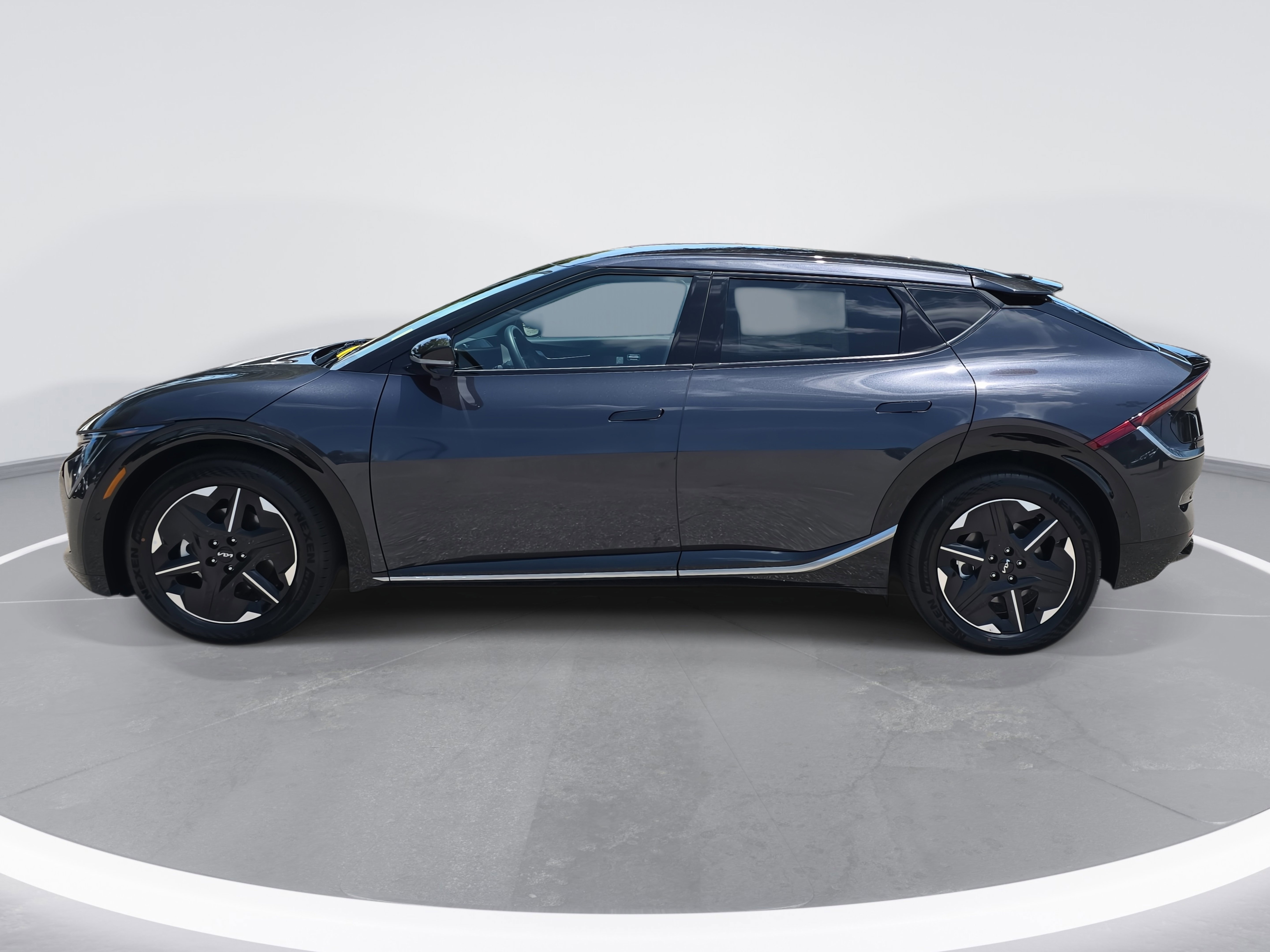 New 2025 Kia EV6 Wind image 8