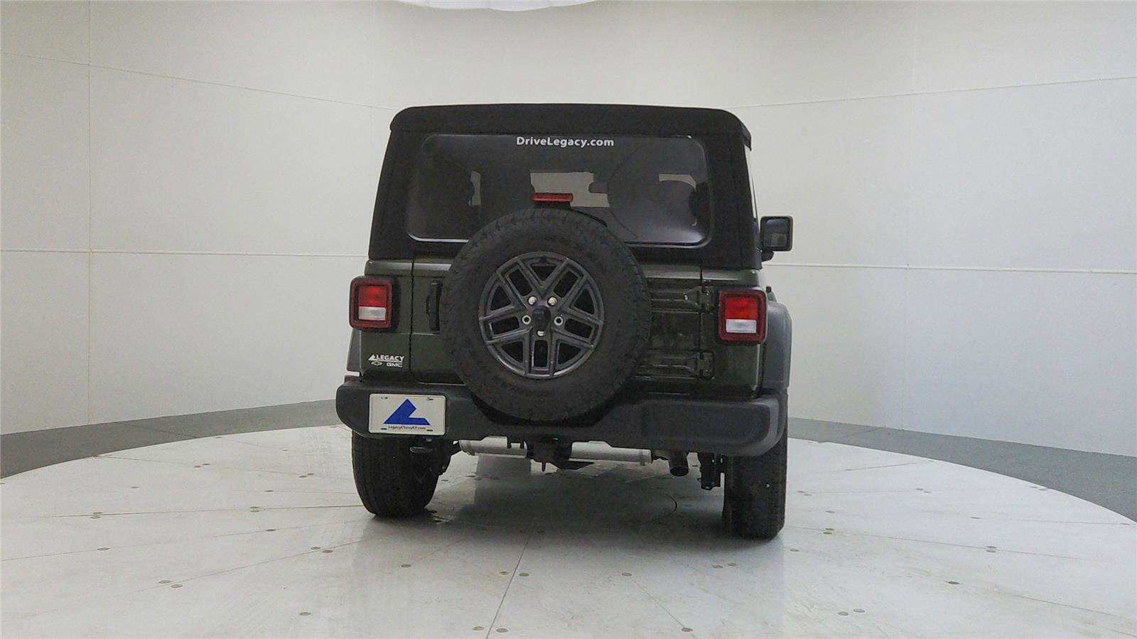 Used 2024 Jeep Wrangler Sport S image 6
