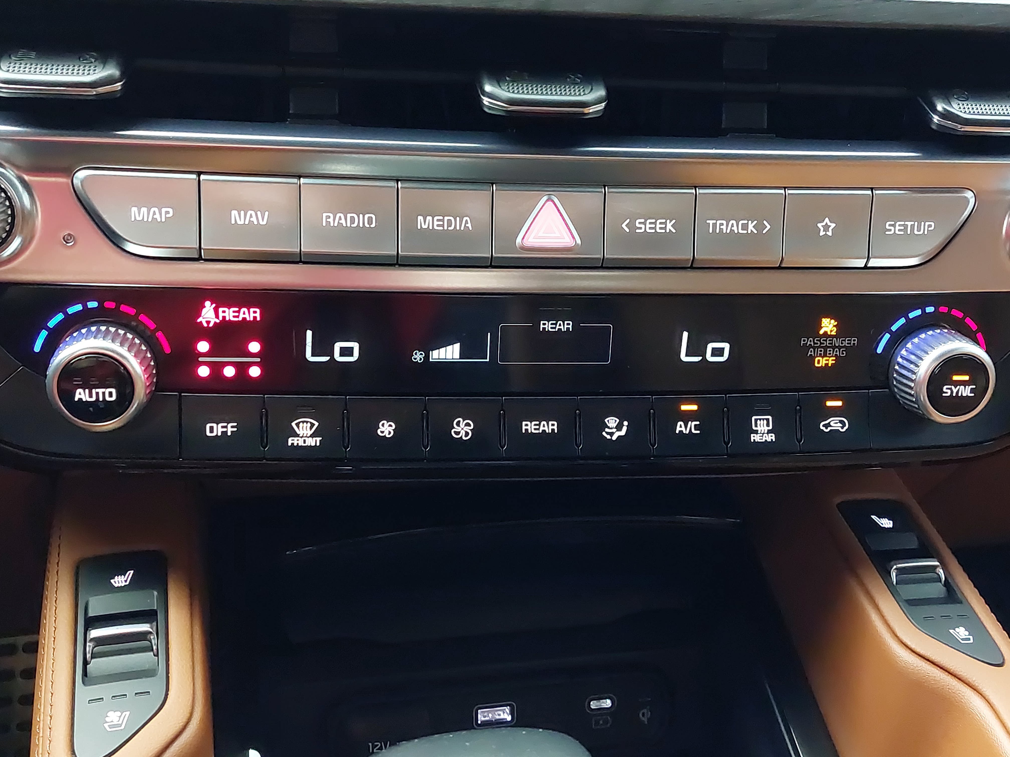 Used 2024 Kia Telluride SX Prestige X-Pro AWD/4WD image 25