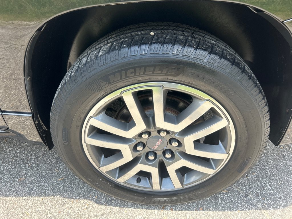 Used 2013 GMC Acadia Denali AWD/4WD image 29
