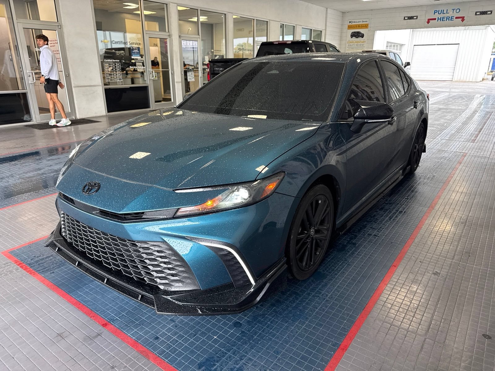 Used 2025 Toyota Camry SE w/ Convenience Package