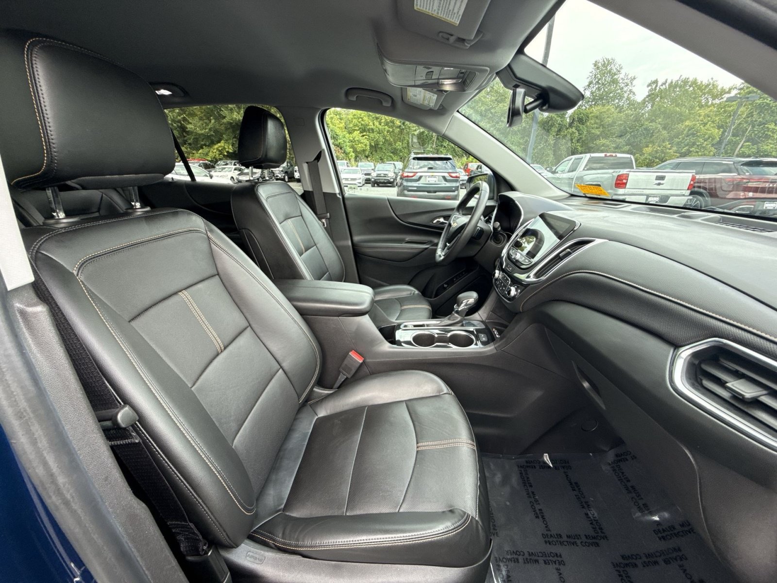Used 2022 Chevrolet Equinox Premier FWD image 27
