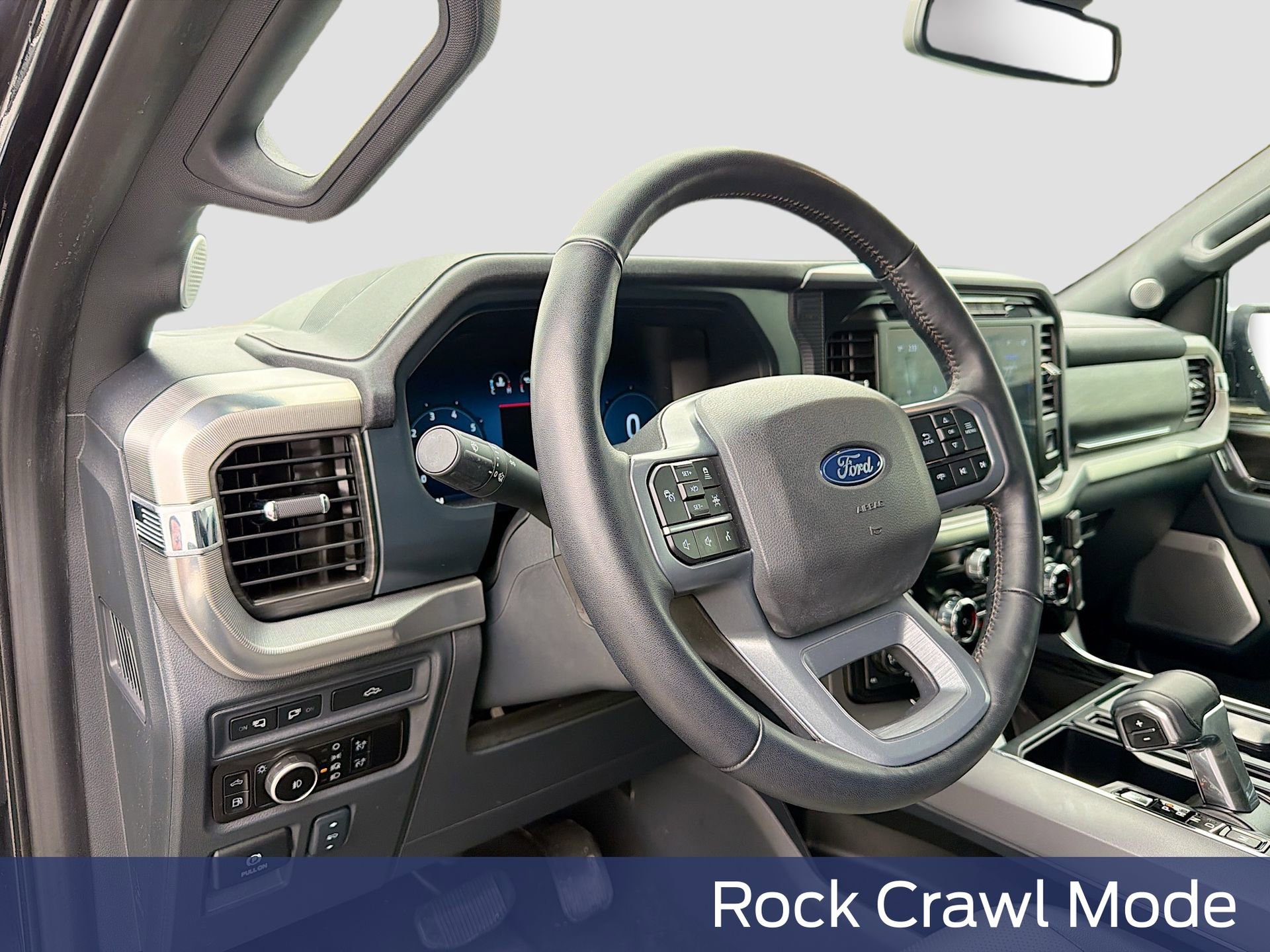 Used 2024 Ford F150 Lariat w/ Equipment Group 502A High image 14