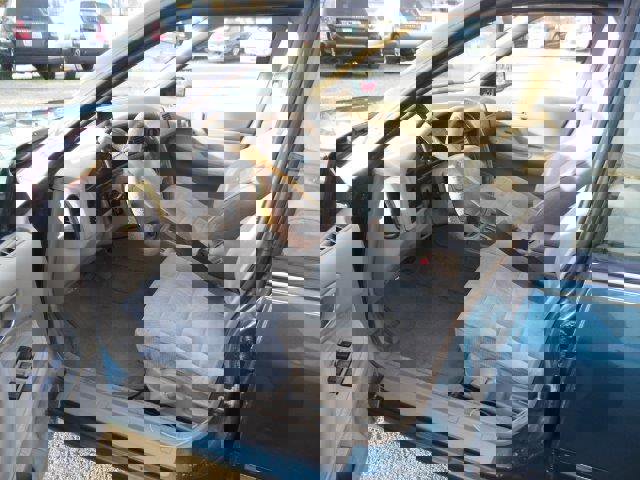 Used 1993 Subaru Legacy LS image 3