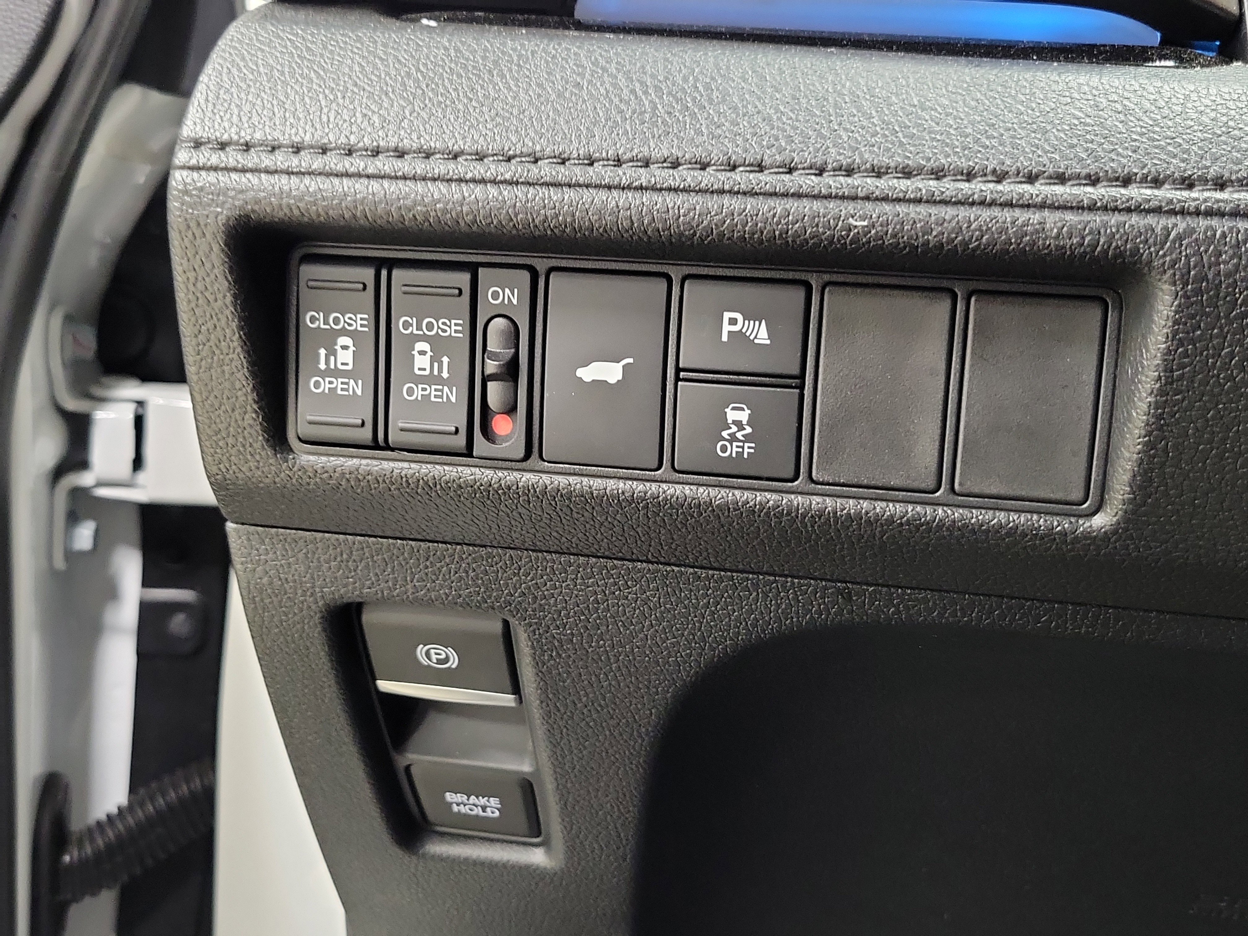 Certified 2025 Honda Odyssey Touring image 25