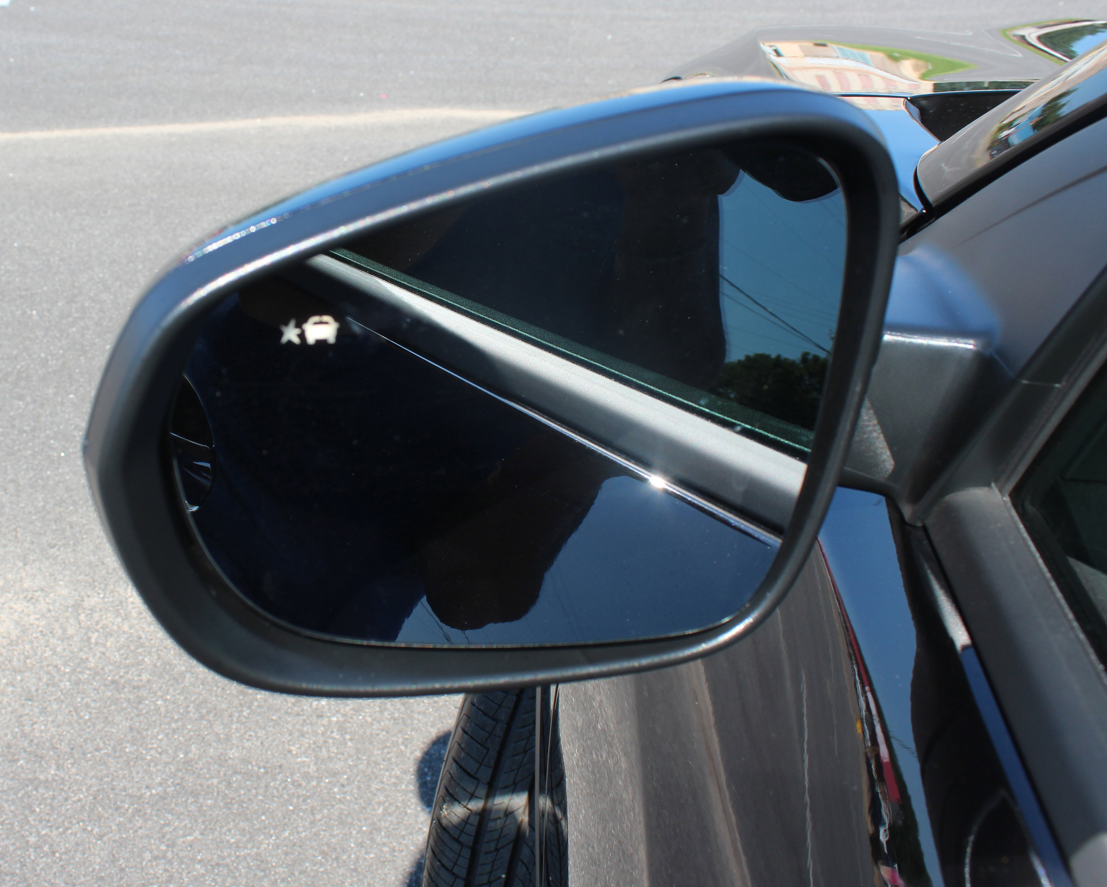 New 2025 Chevrolet Trax LT w/ Driver Confidence Package image 3