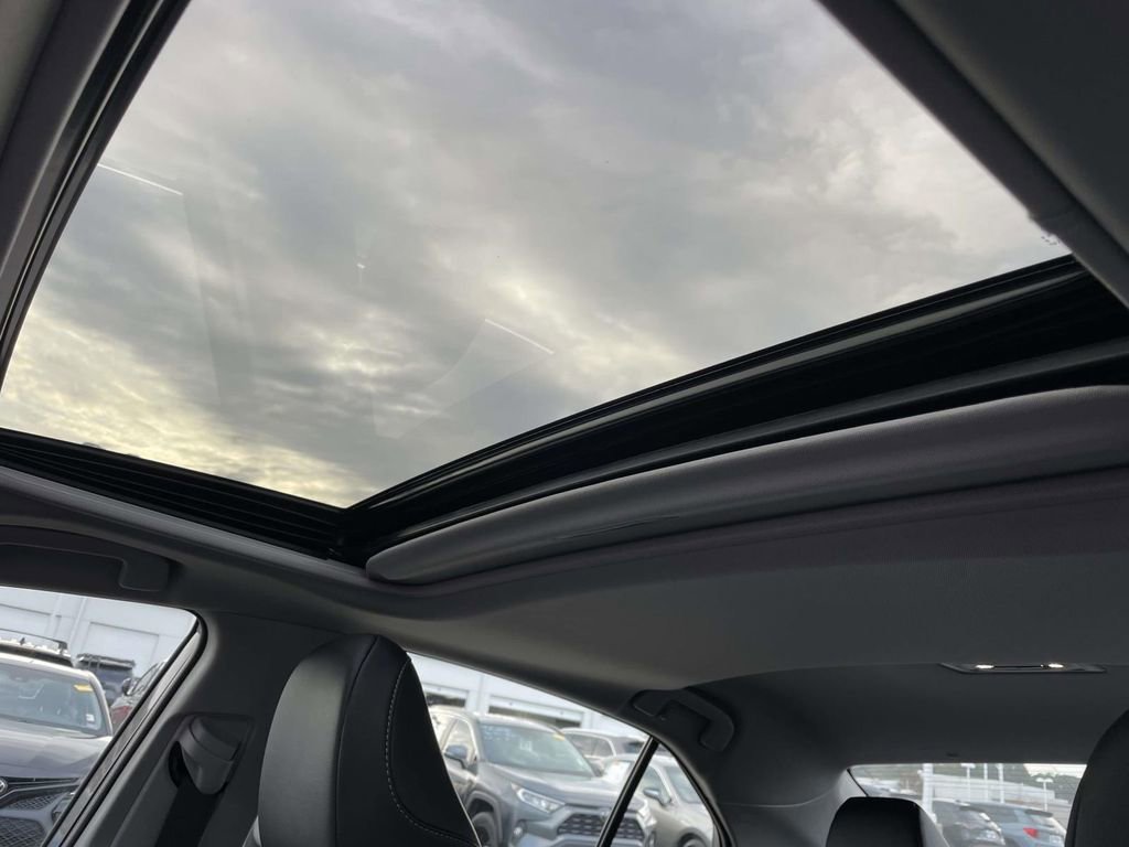 Used 2023 Toyota Camry XSE w/ Cold Weather Package image 31