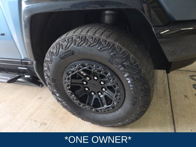Used 2024 GMC Hummer EV 3X w/ Omega Edition AWD/4WD image 3