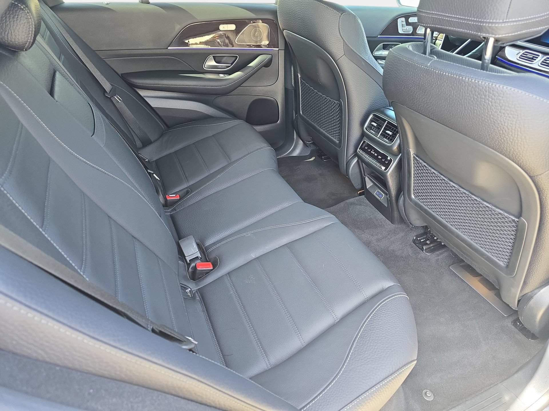 Used 2024 Mercedes-Benz GLE 450 4MATIC image 11