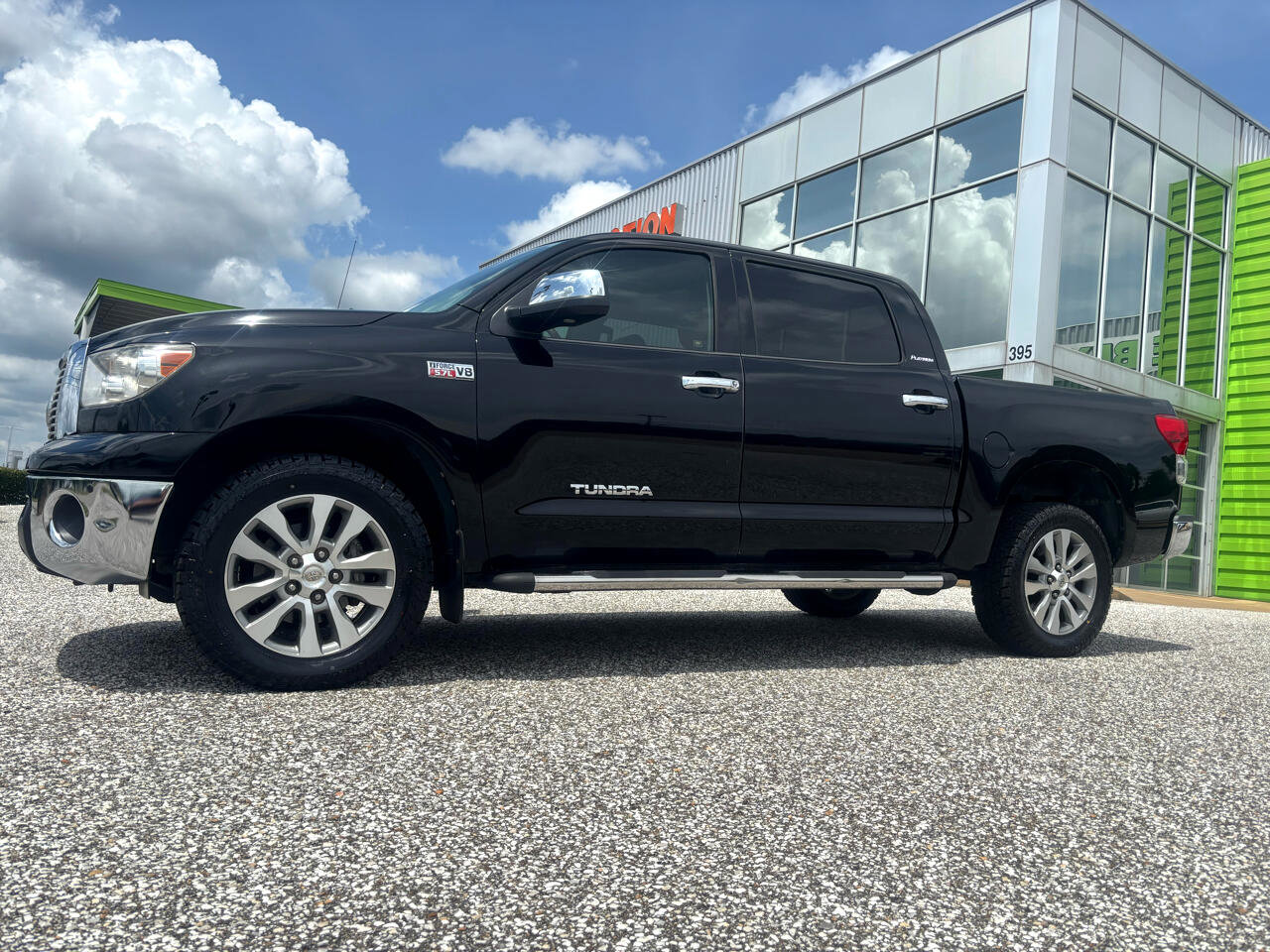 Used 2013 Toyota Tundra Platinum image 2