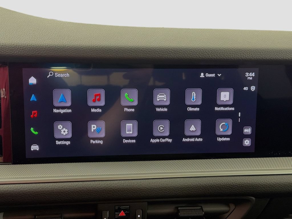 Certified 2025 Porsche Cayenne AWD/4WD image 17