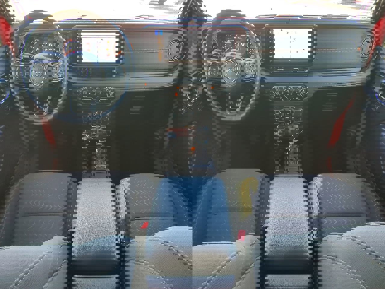 Used 2024 Jeep Gladiator Mojave w/ Technology Group image 13