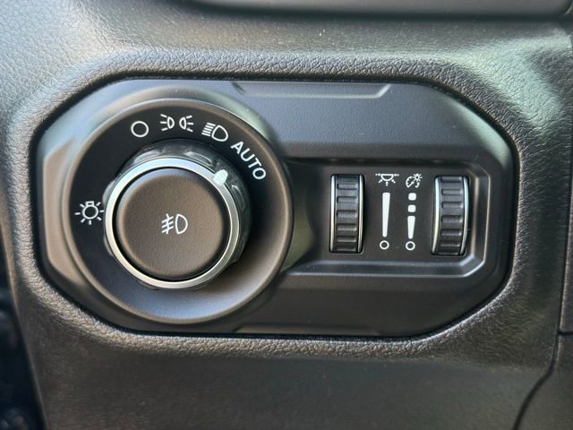 Certified 2019 Jeep Wrangler Unlimited Sport S image 45