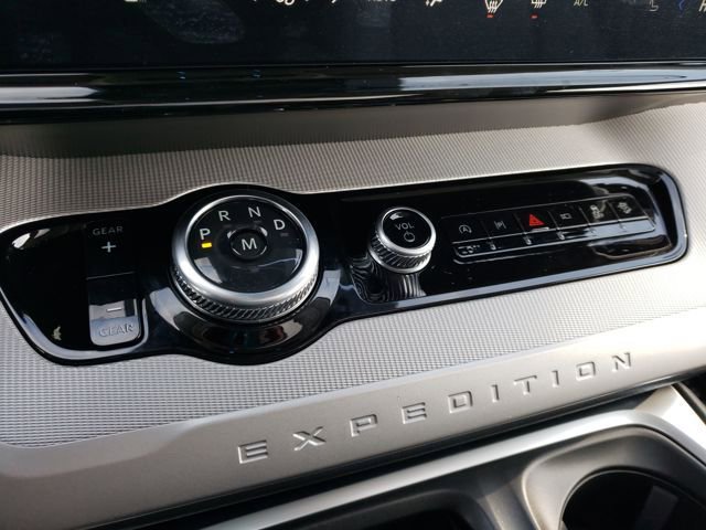 New 2026 Ford Expedition Max Active image 22