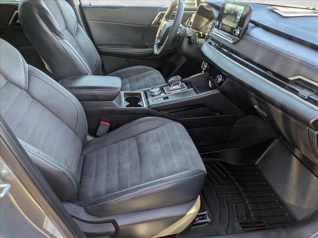 Used 2023 Mitsubishi Outlander SE image 21