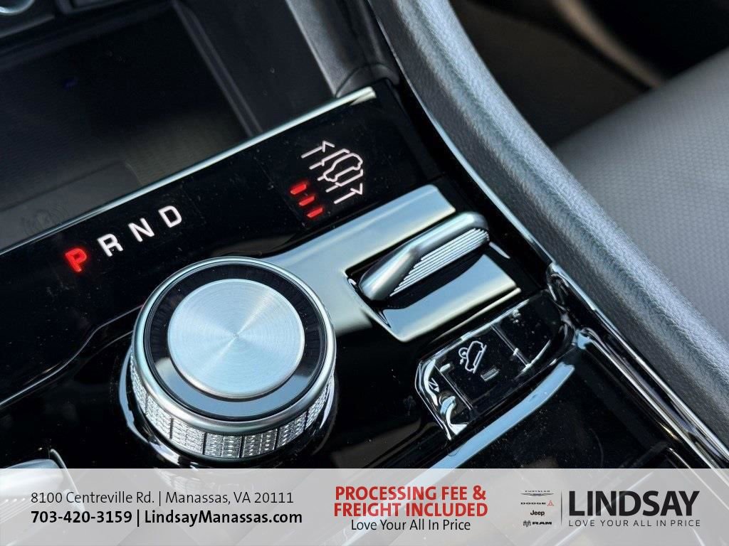 New 2025 Jeep Grand Cherokee Overland w/ Adv Protech Group III AWD/4WD image 39