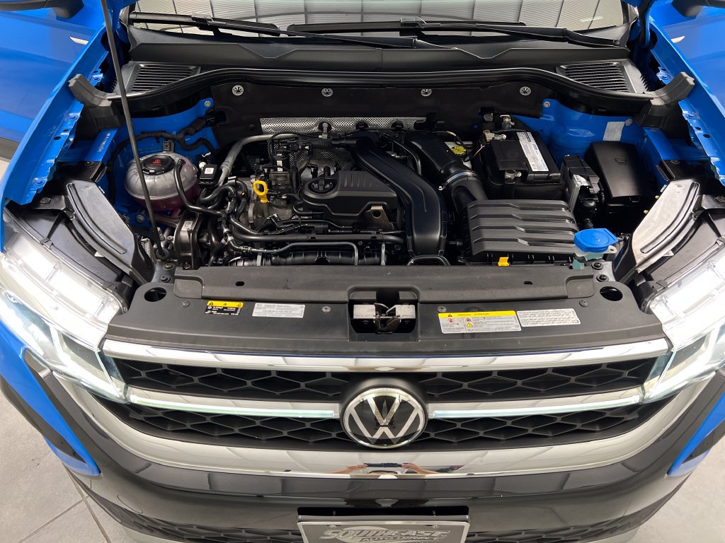 Used 2022 Volkswagen Taos SEL w/ Panoramic Sunroof Package AWD/4WD image 72