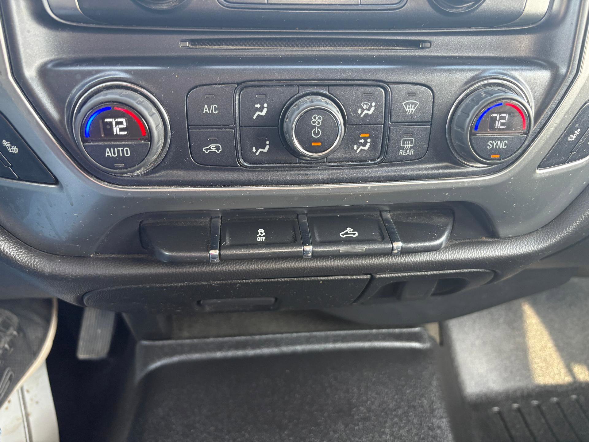 Used 2015 Chevrolet Silverado 1500 LT w/ All Star Edition image 26