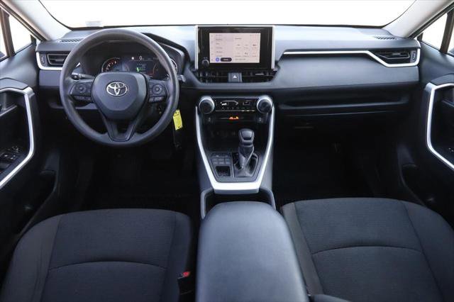 Certified 2024 Toyota RAV4 LE AWD/4WD image 19