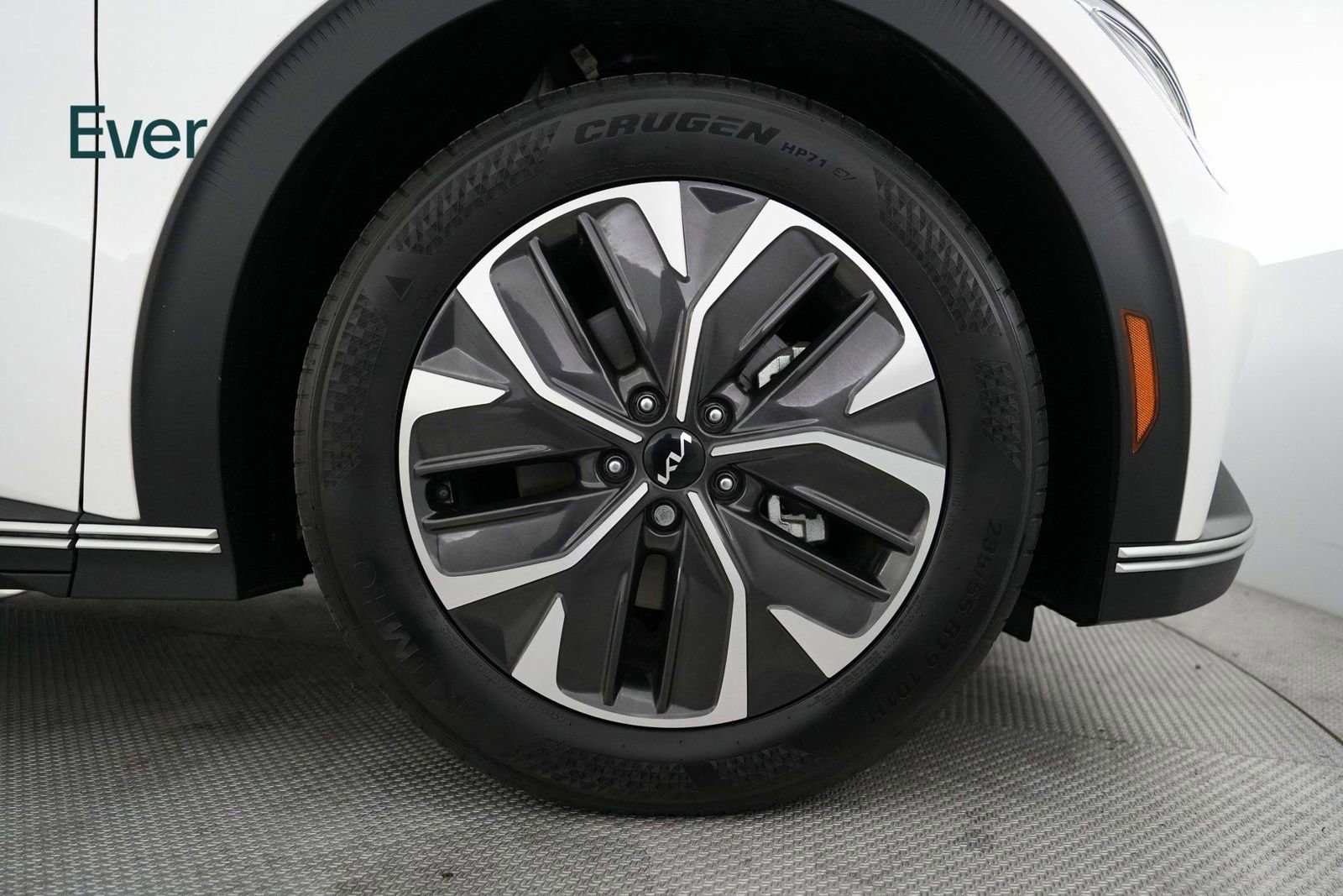 Used 2024 Kia EV6 Light image 18