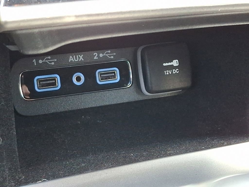 Used 2021 Jeep Grand Cherokee Laredo RWD image 23