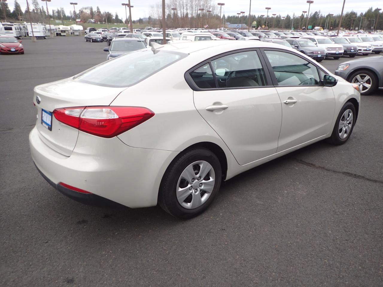 Used 2015 Kia Forte LX FWD image 5