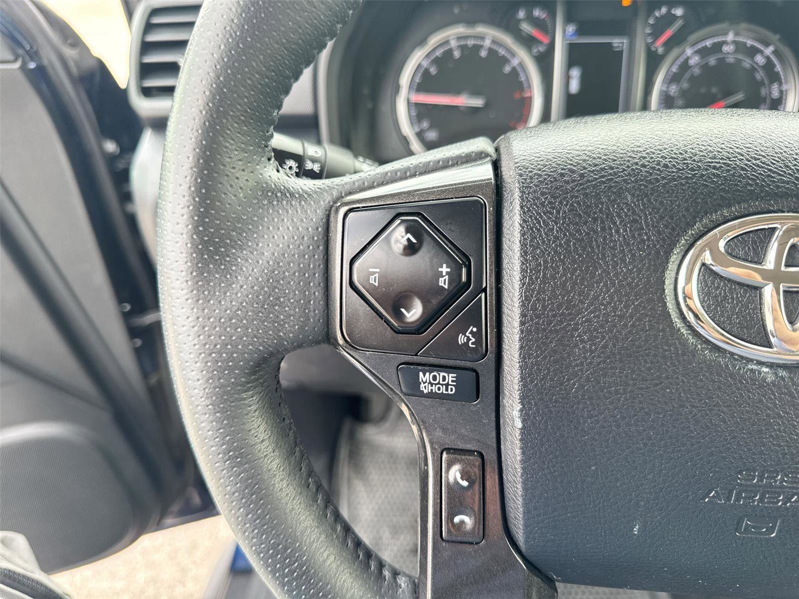 Used 2022 Toyota 4Runner TRD Off-Road Premium image 28