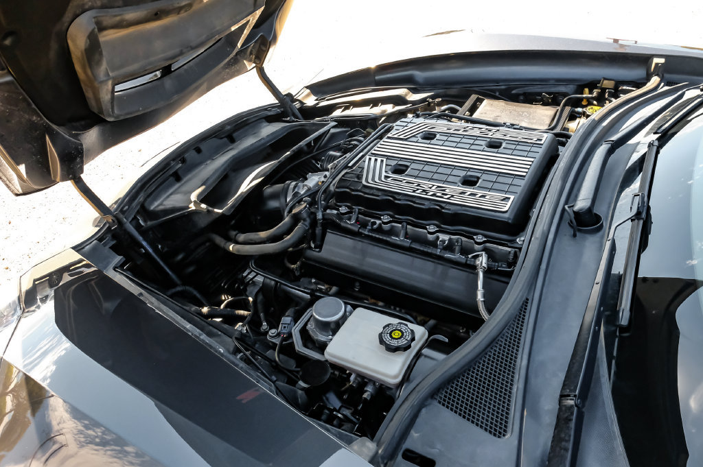 Used 2018 Chevrolet Corvette Z06 RWD image 35