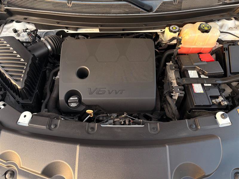Used 2019 Chevrolet Traverse LS w/ LPO, Floor Liner Package AWD/4WD image 16