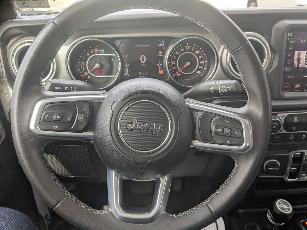 Used 2023 Jeep Gladiator Overland image 19
