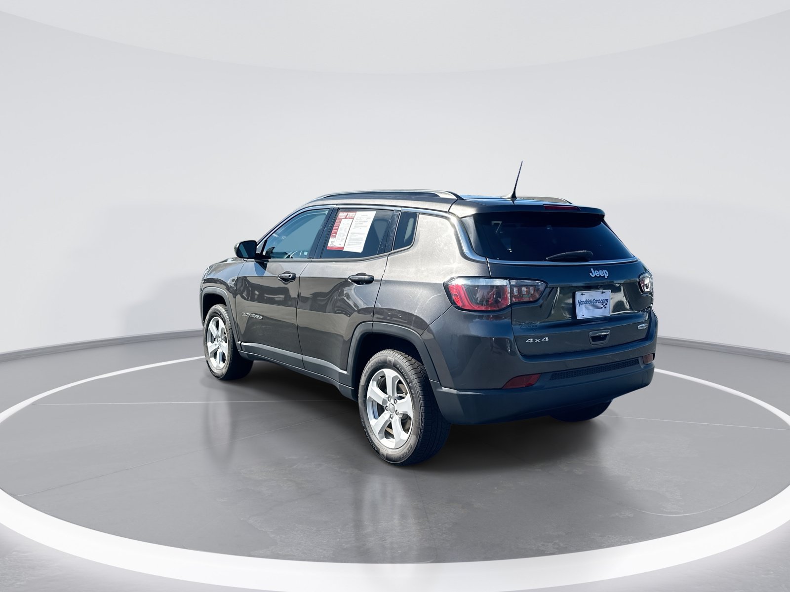 Used 2019 Jeep Compass Latitude w/ Cold Weather Group AWD/4WD image 7