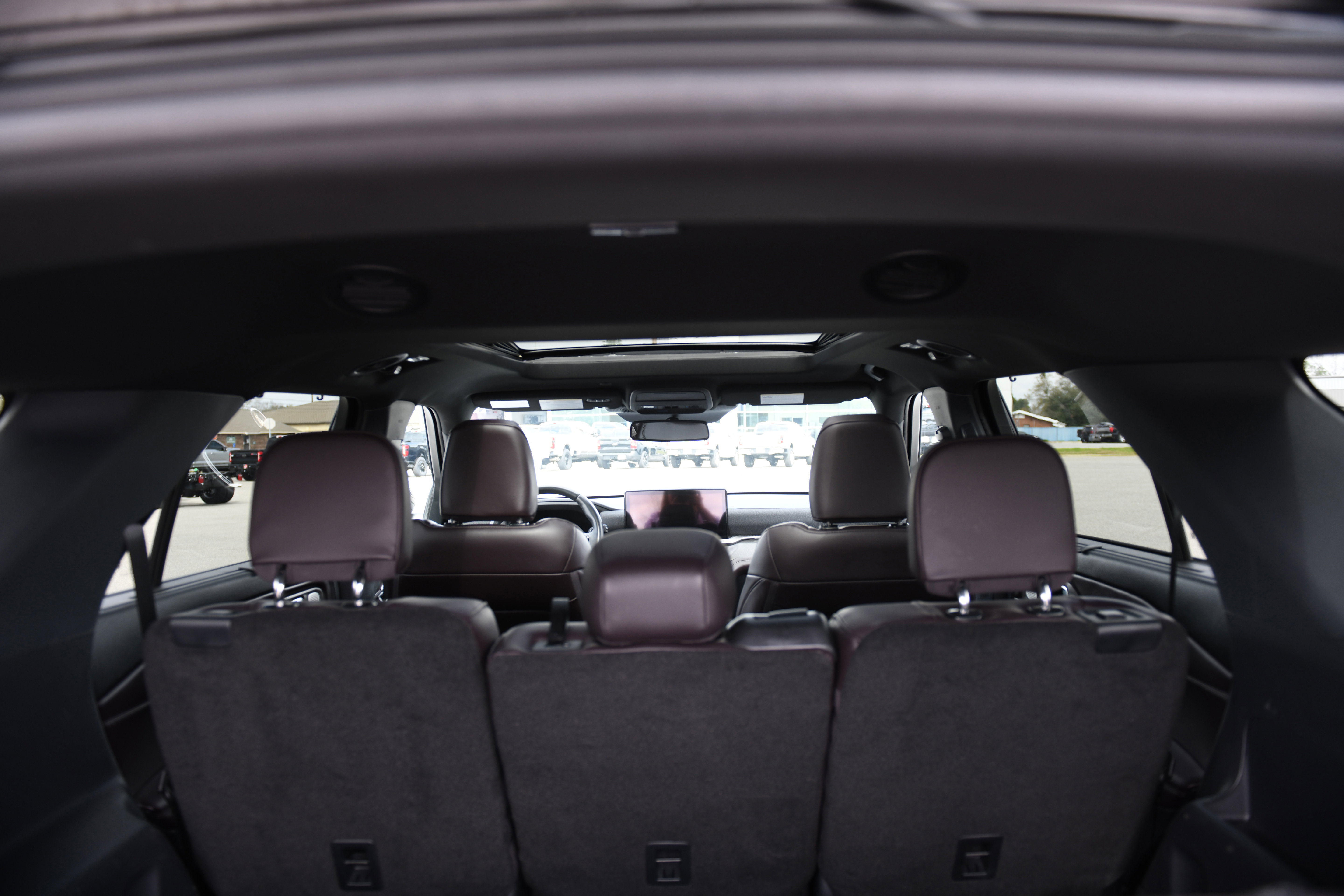 Used 2025 Ford Explorer Platinum image 13