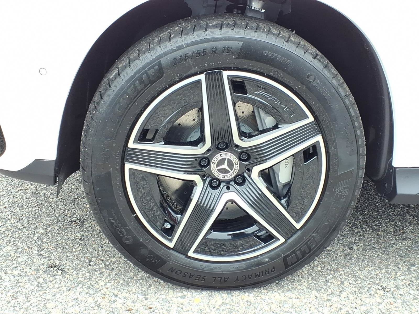 New 2026 Mercedes-Benz GLC 300 4MATIC image 12